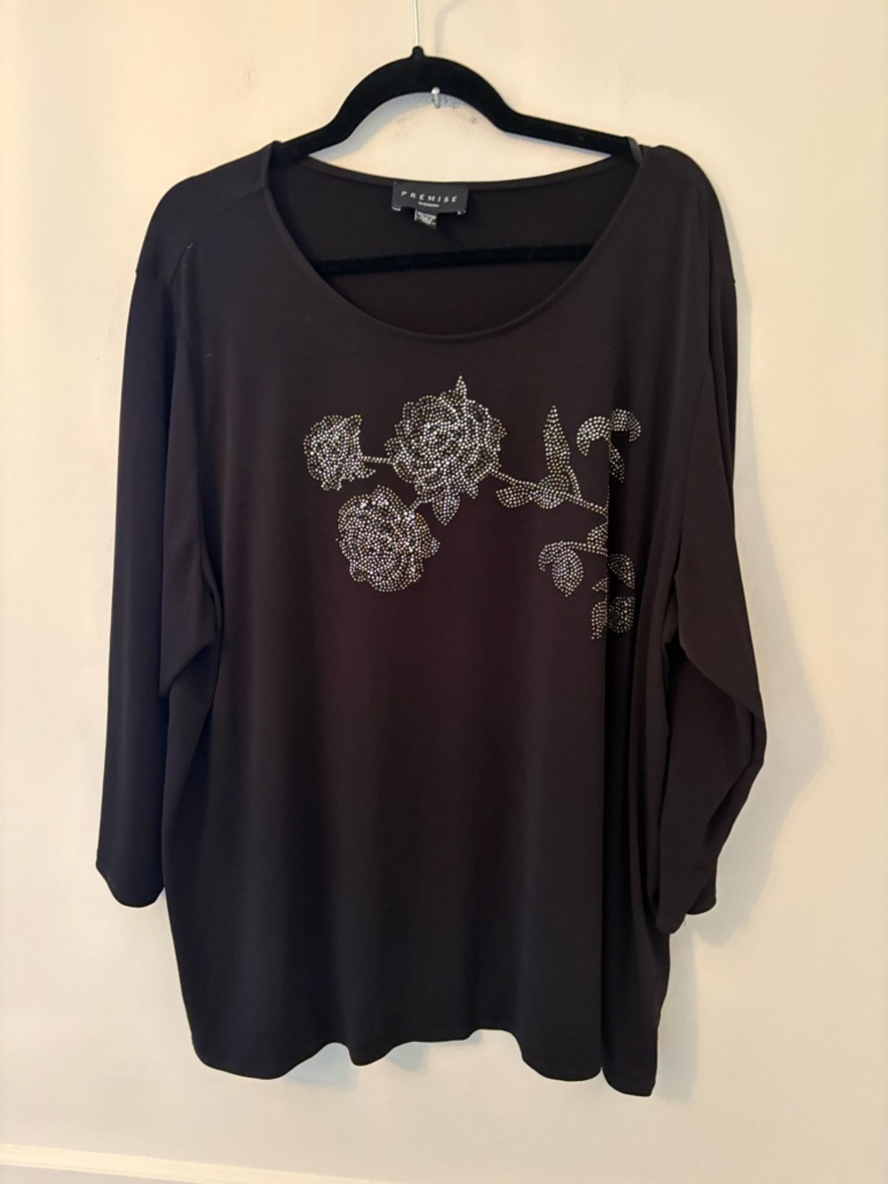 Premise Womens Black Long Sleeve T w Silver Studded Rose Design - Sz 3X